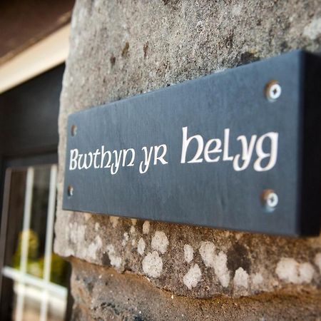 Rb Contractor Stays - Helyg Пулхели Экстерьер фото